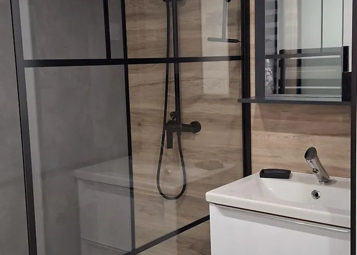 Neuf Proche Nantes Avec Parking 卡尔克富